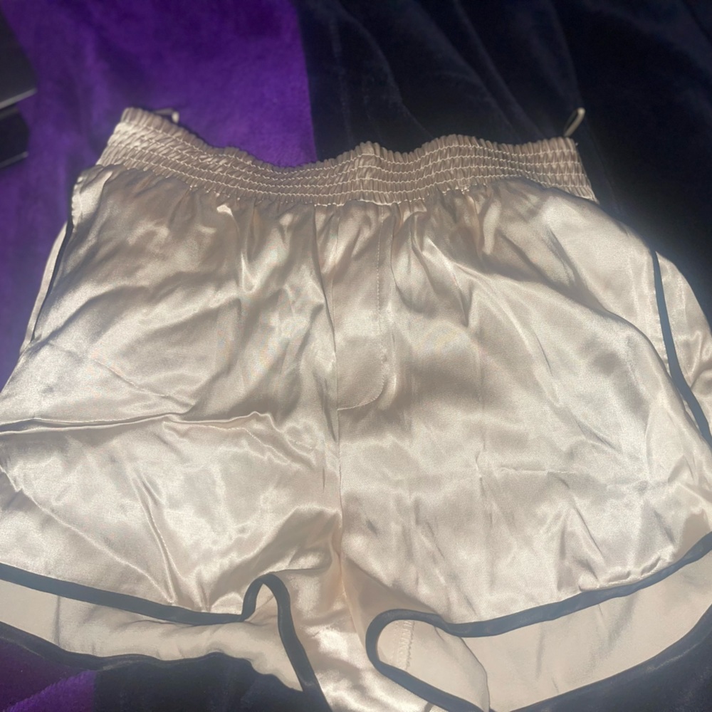 Zara shorts NWT